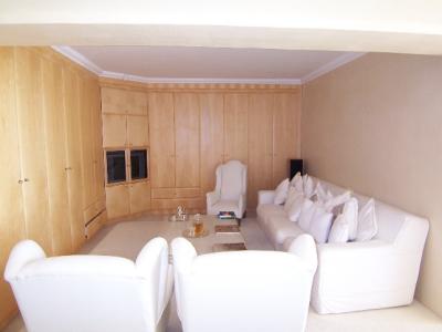 Sitting Area.jpg