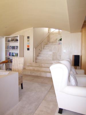 Stairway to Owner Above.jpg