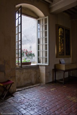 France-Chateau interior.jpg