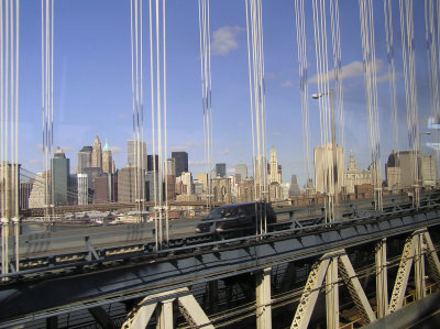 Crossing the bridge to Manhattan