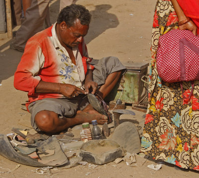 Pushkar Shoe Repair