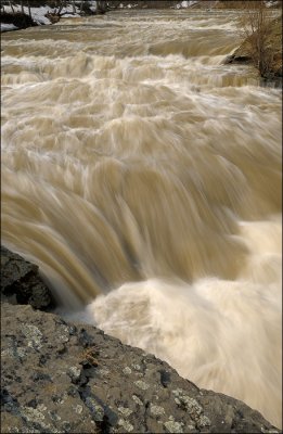 flowing-water1.jpg