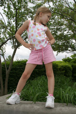 g3/81/154681/3/56661815.littlemissattitude.jpg