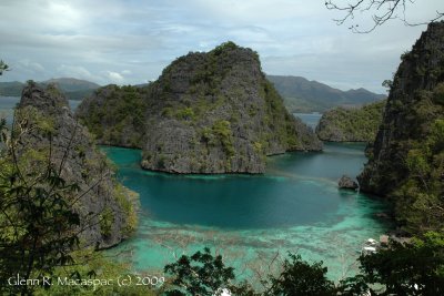 Kayangan Lake