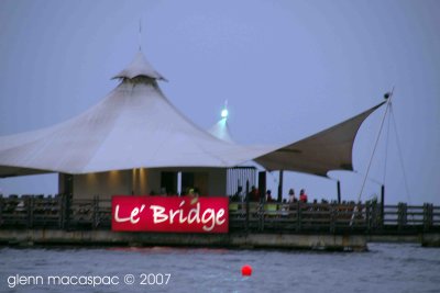 Le Bridge