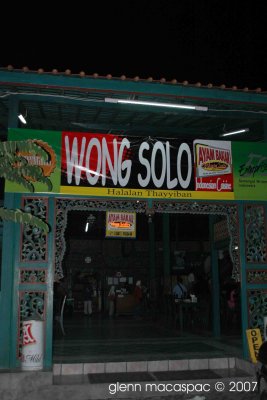 Dinner at Wong Solo