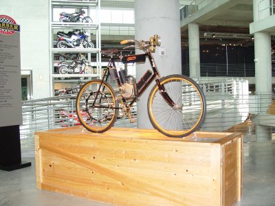 A MOTOR POWERED BICYCLE