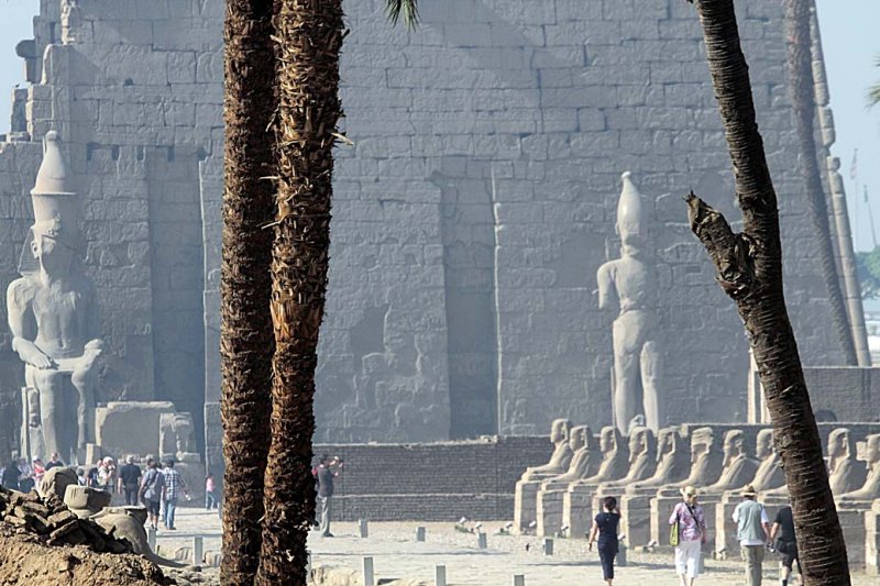 Luxor_10_128.jpg