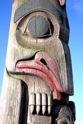 Totempole by the waterfront