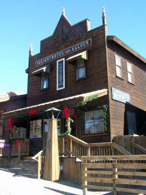 Calico Valient Hotel and Saloon