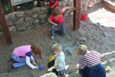 Dinosaur Ridge Visitor Center