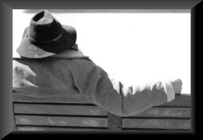 man_from_behind_op_800x549.jpg