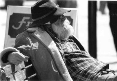 manonbench_op_800x555.jpg