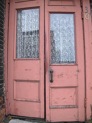 lacey pink door...