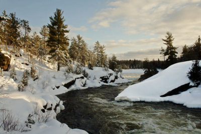 Wahnapitae River