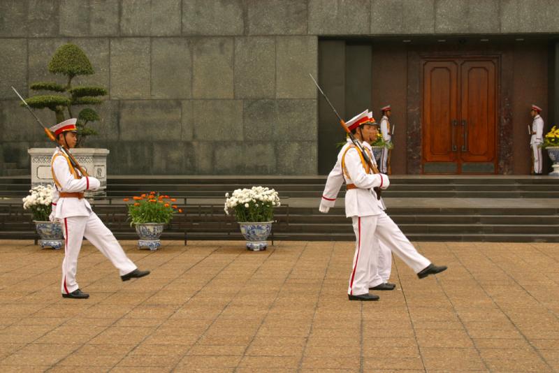 Ho Chi Minh Mausoleum, changing of the guards