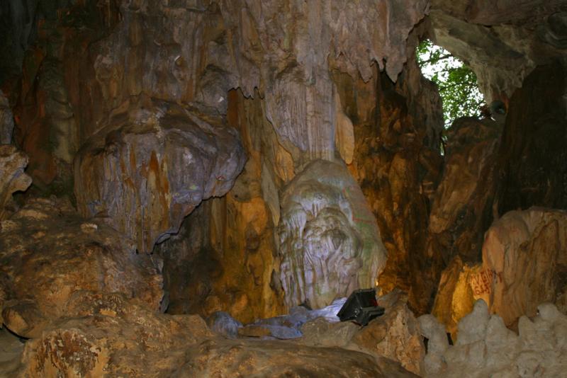 Ha Long Bay, cave