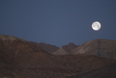 Lake Mead Moonset (to Anniversary)