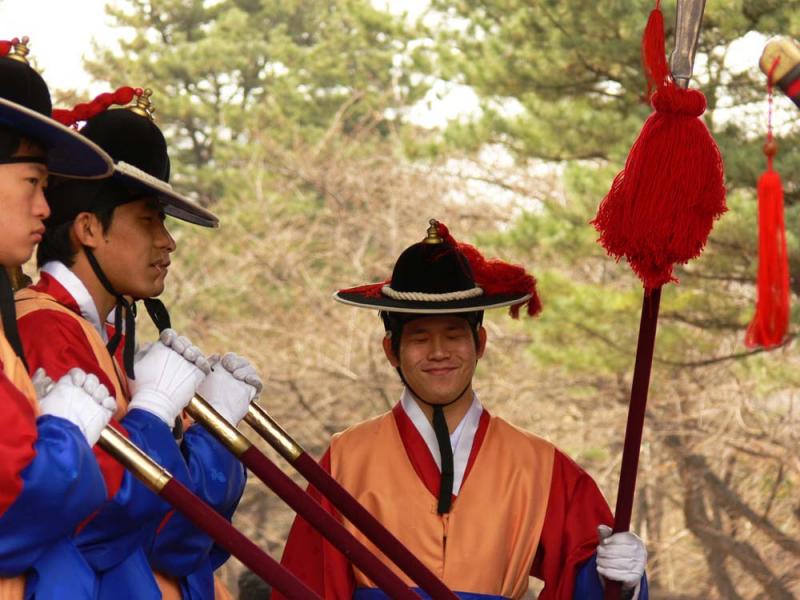 Changing of the Guard, Toksugung Palace, Seoul, Korea, 2006
