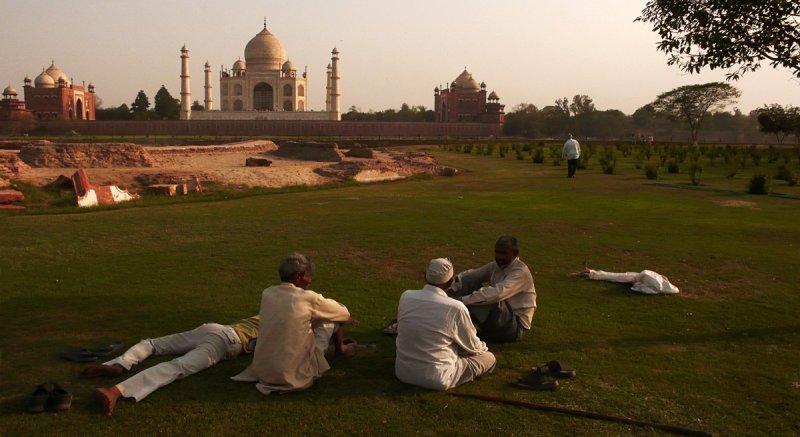 The other side of the Taj, Agra, India, 2008