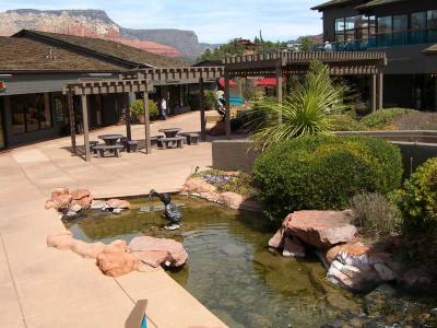 Hillside Sedona Gallery and Shopping
