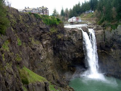 Snoqualmie Falls with Salish Lodge on the Left