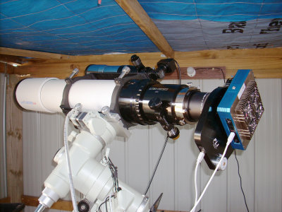 AP 140 Astrotech guide scope Tak Flattener MMOAG FLI filter wheel Apogee U16M camera.jpg