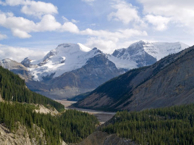Icefields Parkway looking back at Columbia Icefields