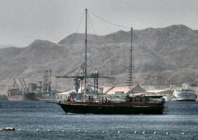 Eilat Port on bacground of Eilat Mountains .JPG