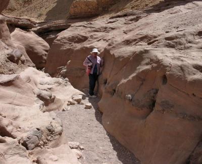 At Entrance To The Red Canyon.JPG