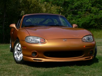 2000 Evolution Orange Street/Track