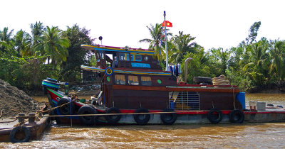 Boat n Barge