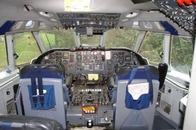 Cockpit shot VC10 F.jpg