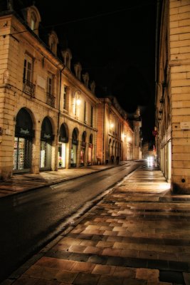 The street after the rain felt a little lonely....