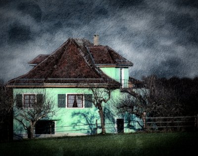 The green farmhouse