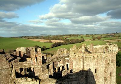 g3/82/646082/3/57247901.1905RAGLANCASTLE.jpg
