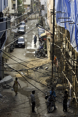 Hyderabad_street scene.jpg