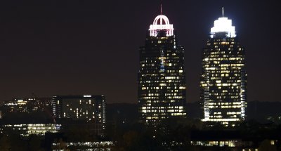 nightshot of the king and queen buildings