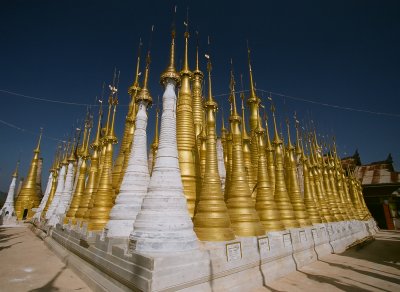 212 Indein stupas.jpg