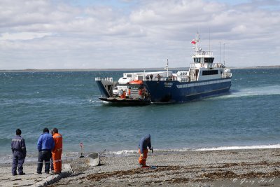 Car Ferry - Magellan Strait.jpg