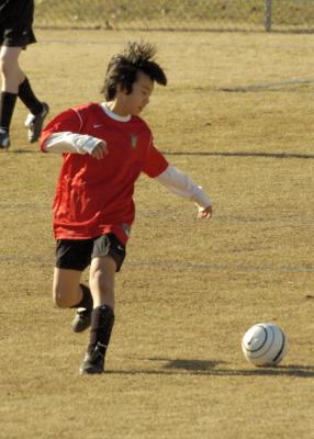 DragonsSoccer030406_010.jpg