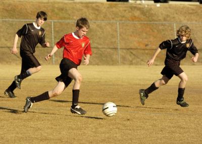 DragonsSoccer030406_041.jpg