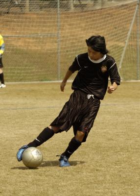 DragonsSoccer031106_005.jpg