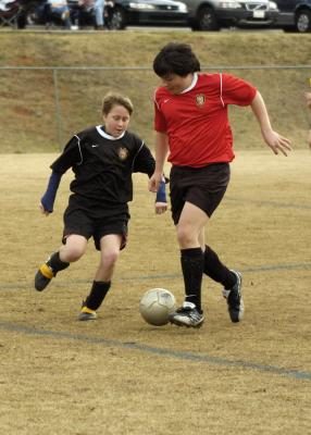 DragonsSoccer031106_018.jpg