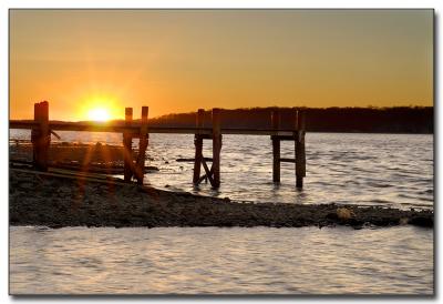 Sunset on the Potomic