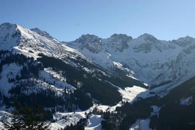 Kleinwalsertal - Winterwanderung Höhenweg Fuchsfarm nach Baad