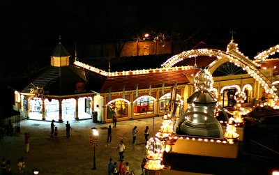 Enchanted Kingdom from the Ferris Wheel