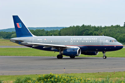 United Airbus A319