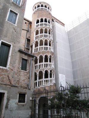 Palazzo Contarini del Bovolo-What it really looked like