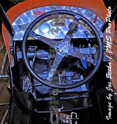 v-99-TMS-JS-0429-03-20-09.jpg
